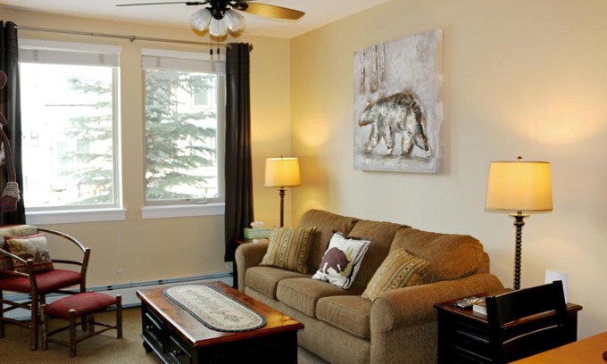 Winter Park Hotel | Ski-In Ski-Out Modern Mountain Condo