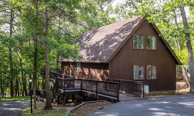 Keezletown House | Ski Slope Views, Fireplace, Game Room & Loft Retreat