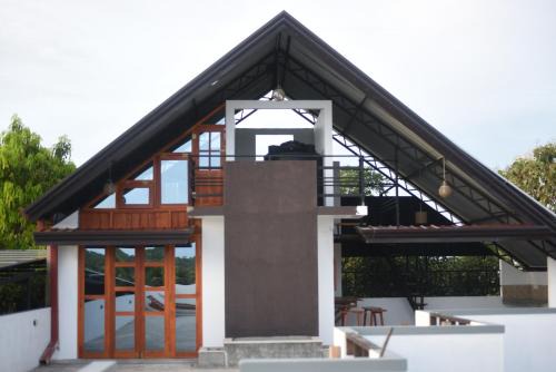 Beliatta Apartment | Sky Edge Homestay & Cabana
