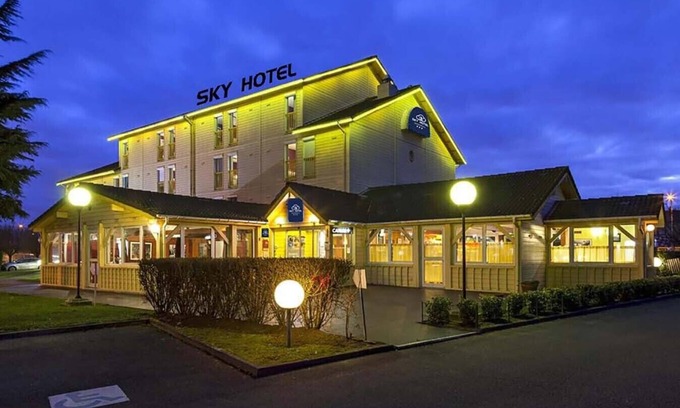 Goussainville Hotel | Sky Hotel Goussainville Charles de Gaulle - ex Comfort Hotel