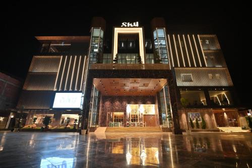 Rasra Hotel | SKY HOTEL& Resort