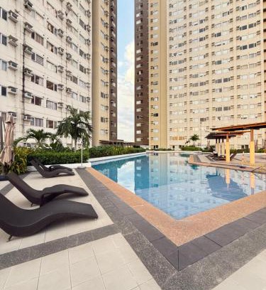 Barangay 29 Apartment | Skyline Stay - City View - Pool and Gym