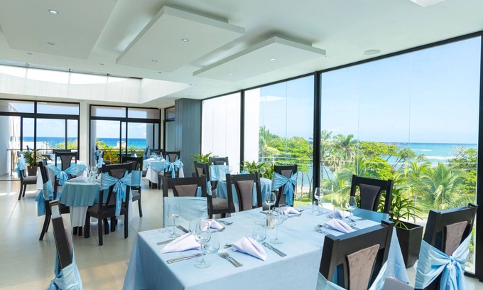 Puerto Plata Apartment | Skylyght Suites Hotel. breakfast included. 28% off on restaurant and bar