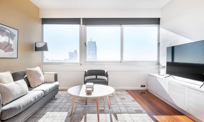 Moncloa - Arguelles Apartment | Sleek Argüelles 1BR w/amazing views, nr Madrid Rio, by Blueground