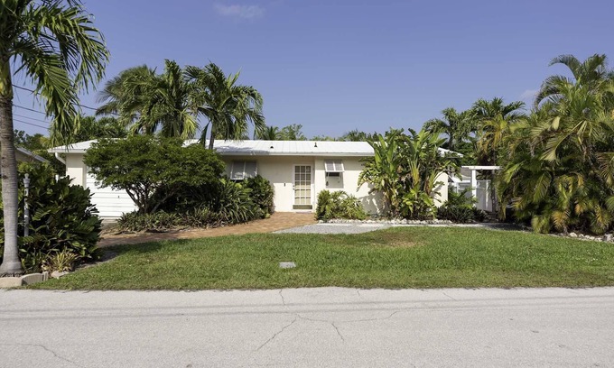 Cudjoe Gardens House | Slice of Paradise