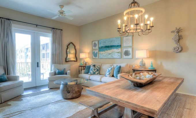 Santa Rosa Beach Condo | Smurf Mountain by AvantStay | Private Beach + Pool | RedFish Village