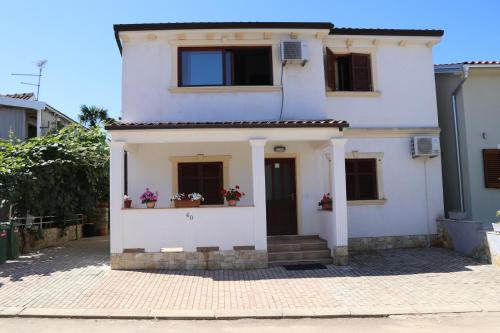 Mali Maj House | Sole 3