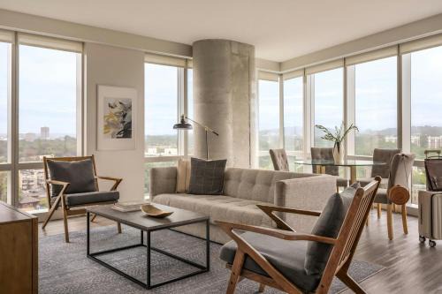 West Fens Apartment | Sonder by Marriott Bonvoy Pierce Boston Apartments Fenway