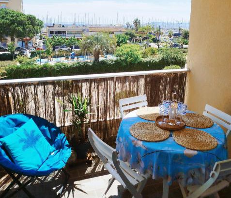 Toulon - Hyeres Apartment | Sophia Summer Studio