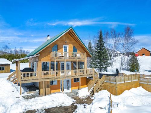 Petite-Riviere-Saint-Francois Ski Chalet | Spa Pool table Mountain view - Martine-54