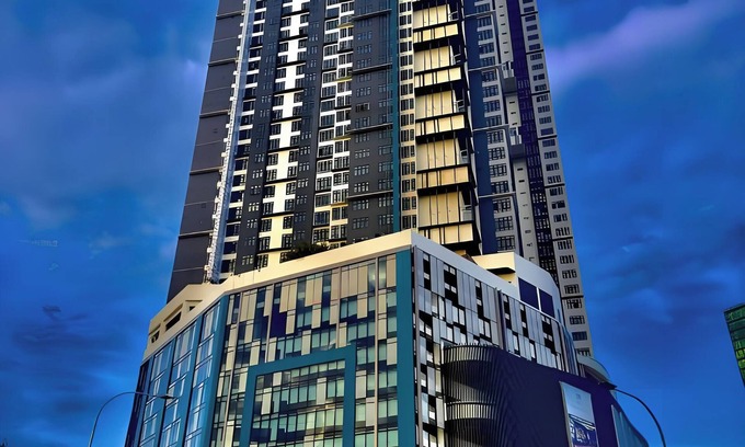 Taman Century Apartment | Space Residency by A-Walk 100m to KSL