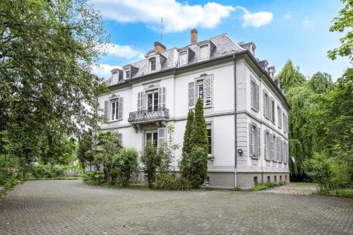 Mulhouse Apartment | Spacieux Studio, Maison de Maître, Parking Gratuit sur Place, MULHOUSE CENTRE