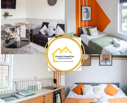 Wallasey Apartment | Spacious 2-Bedroom Flat with 4 Beds, Ideal for Contractors, Long Stay Deals