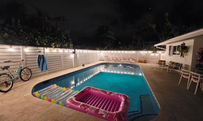 Coral Ridge Isles House | Spacious 5-bedroom house with fitness room and AC in welcoming Fort Lauderdale