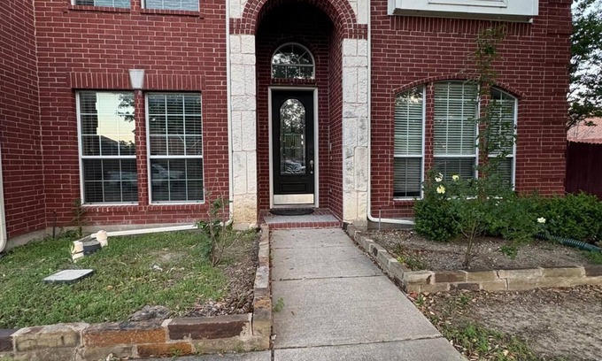 Little Elm House | Spacious 5 bedroom Home - Gym - Office - Games - Near PGA Frisco & Universal