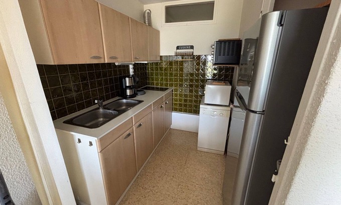 Balaruc-les-Bains Apartment | Spacious Apartment with Garden, Near Thermal Spa and Thau Lagoon
