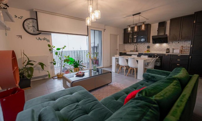 Ginko Apartment | Spacious apartment near the beach