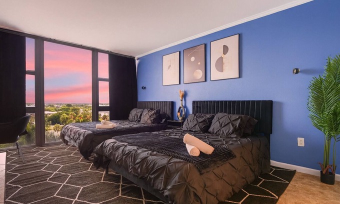 Bermuda Riviera Condo | Spacious Beach Retreat - Private Beach - Pool & Tiki - Ping Pong & Hockey Table