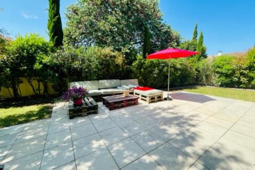 La Rochelle Apartment | Spacious cocoon with pool in La Rochelle
