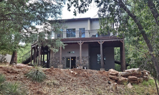 Pine Cabin | Spacious modern mountain retreat in the Pines - close to hiking and shops.