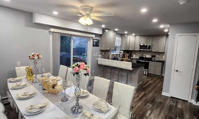 Tobyhanna House | 💫Special house for guests with sauna vs steam and hot tub 💫