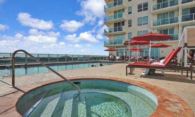 Coconut Grove Apartment | Spectacular Bay View 1bd 2baths in Grove