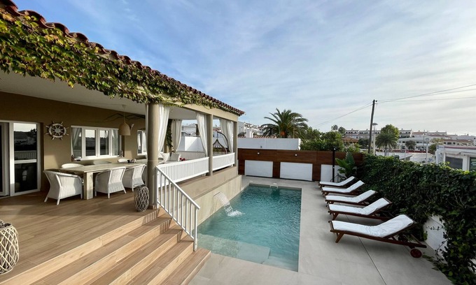 Cala en Porter Villa | Spectacular bright and spacious chalet with charm.