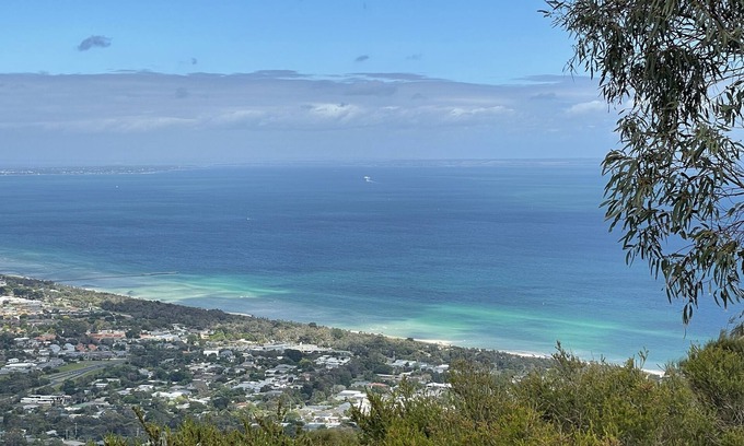 Rosebud House | Spectacular peninsula & bay views