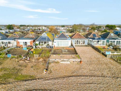 Pevensey House | Splash-Pevensey Bay