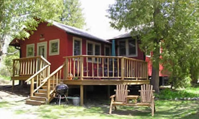 Baileys Harbor Cottage | Spring, summer or fall, great place to get away from it all