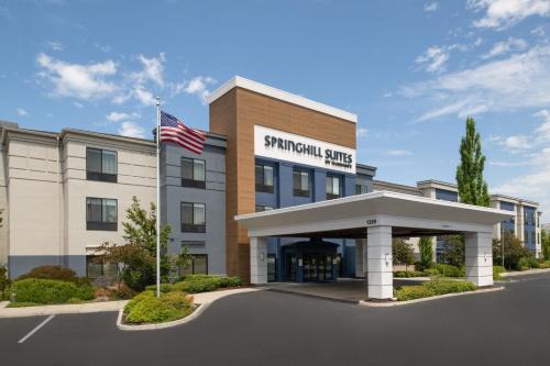 Medford Hotel | SpringHill Suites by Marriott Medford