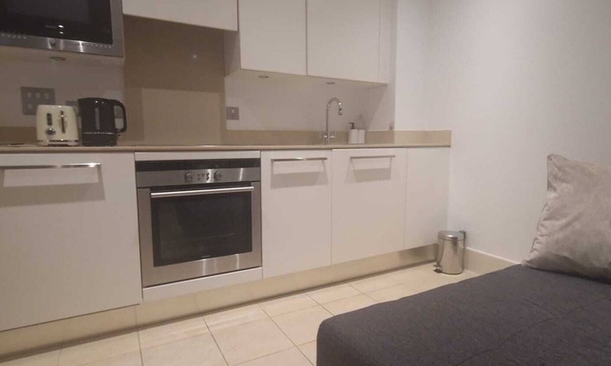 Vauxhall Apartment | St George Studios