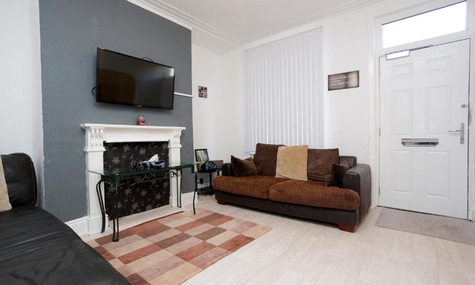 Harehills Apartment | St James Luxury Apartment
