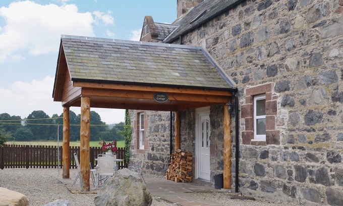 Kiltarlity Cottage | Stable cottage - Beaufort Estate