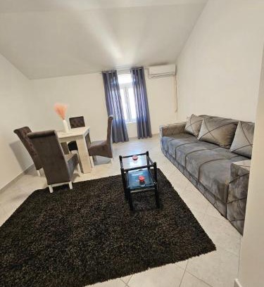 Paracin Apartment | Stan na dan Crystal