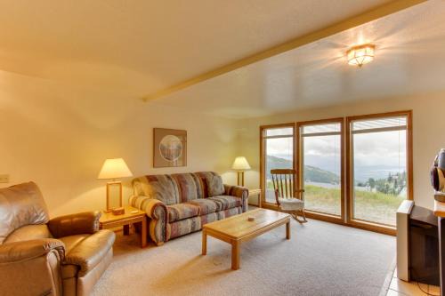 Sandpoint Apartment | Starpoint Getaway