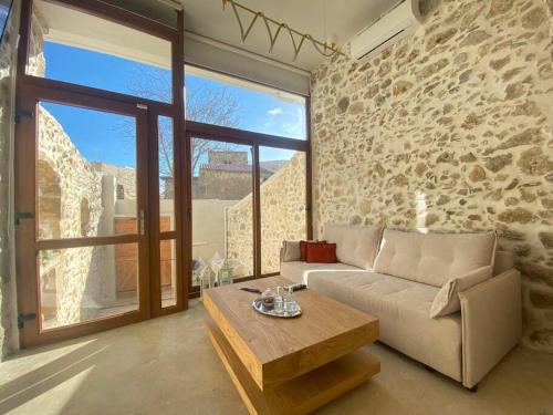 Atsipópoulon Villa | Stavlos traditional suite