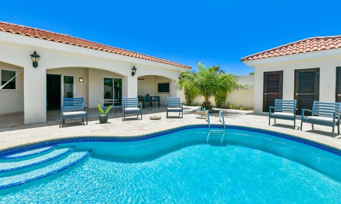 Gold Coast House | Stay Longer, Live Better: Experience Aruba’s Ultimate Villa Retreat!