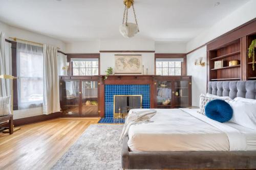 Alphabet Historic District Hotel | Stay Portland - 1910 Historic Jessie Morehead House - 98 WalkScore