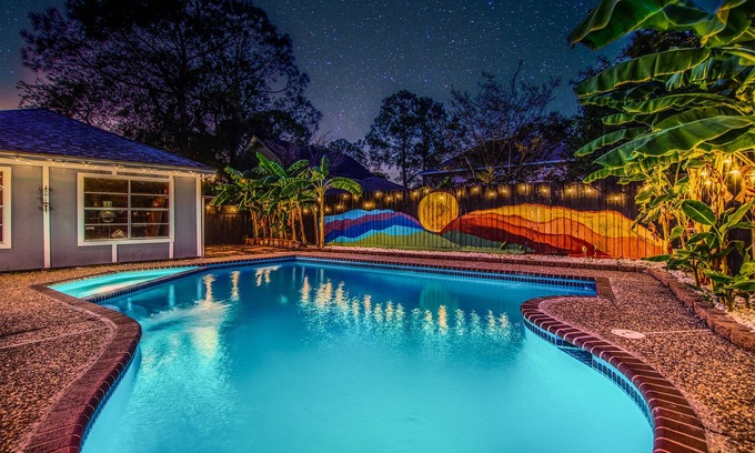 Clodine House | Stella Artistic 4BRs home- amazing pool-Energy Corridor, Asian town-Houston