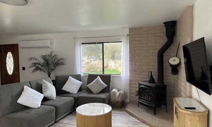 Springville Other | Step away from the noise of the city and into a country home get away