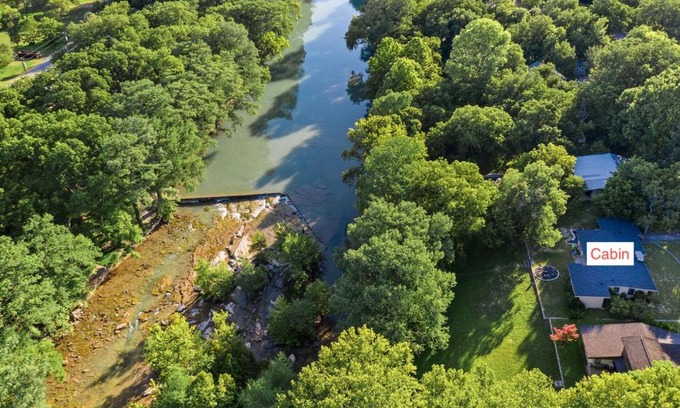 Canyon Lake House | Stone River Cabin