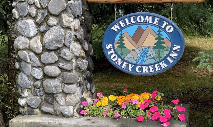 Bear Creek Cabin | Stoney Creek Cabin