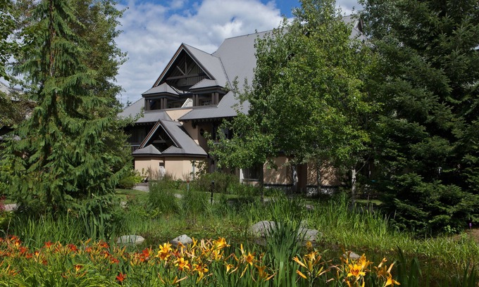 Village North House | Stoney Creek Lagoon - Whistler Premier