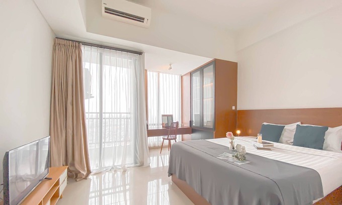 South Tambun Apartment | Strategic And Homey Studio At Lrt City Bekasi Apartment