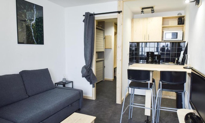 Valfrejus Apartment | Studio 4 personnes fraichement rénové au pied des pistes à Valfréjus