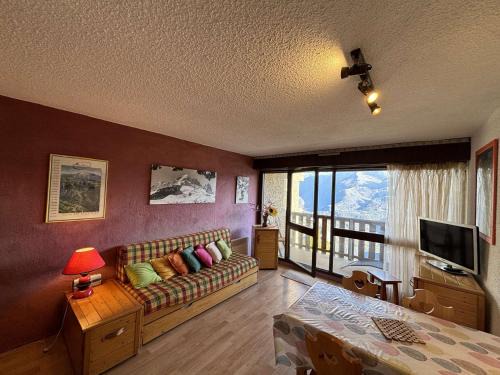 Auris Apartment | Studio cabine pour 4 personnes à 250m des pistes avec parking, animaux acceptés - FR-1-297-347