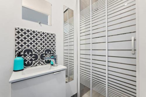 Charleville-Mezieres Apartment | Studio confortable avec parking