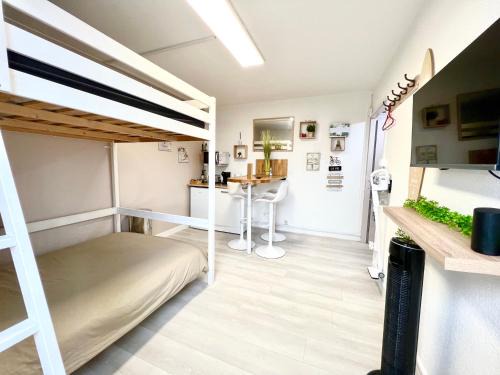 Chasseneuil-du-Poitou Apartment | Studio cosy Bali 1 à 4 pers porte du Futuroscope