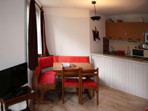Les Orres Apartment | Studio cosy Les Orres, 300m commerces, 150m remontée, parking, animaux admis - FR-1-322-271